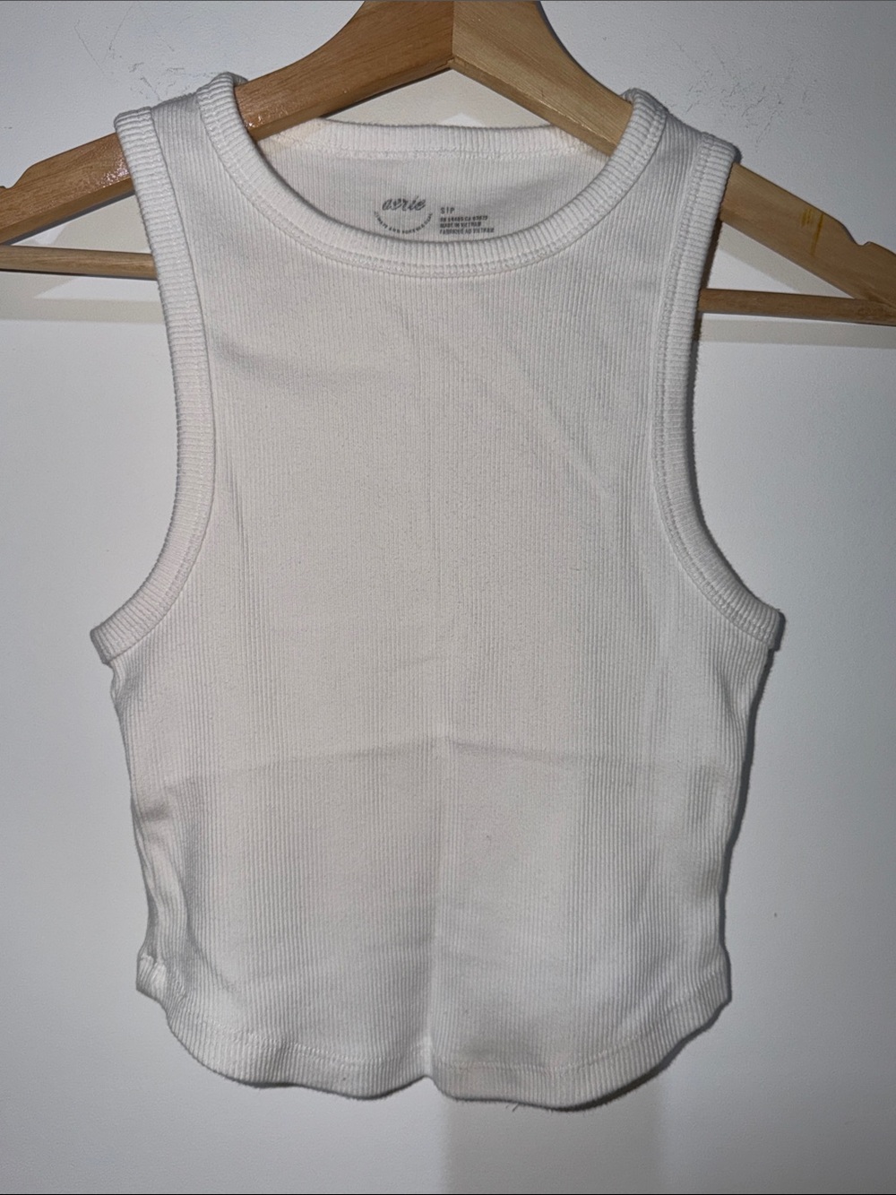Aerie Classic White Ribbed Tank Top - Women size small